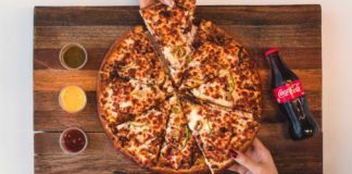Quantity-of-Pizza-You-Should-Order-For-20-People-on-readcrazy